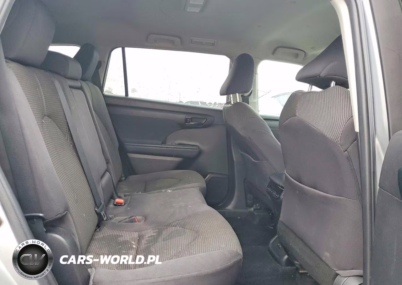 2022 Toyota Highlander Hybrid Le VIN:5TDBBRCH3NS554498 - 11