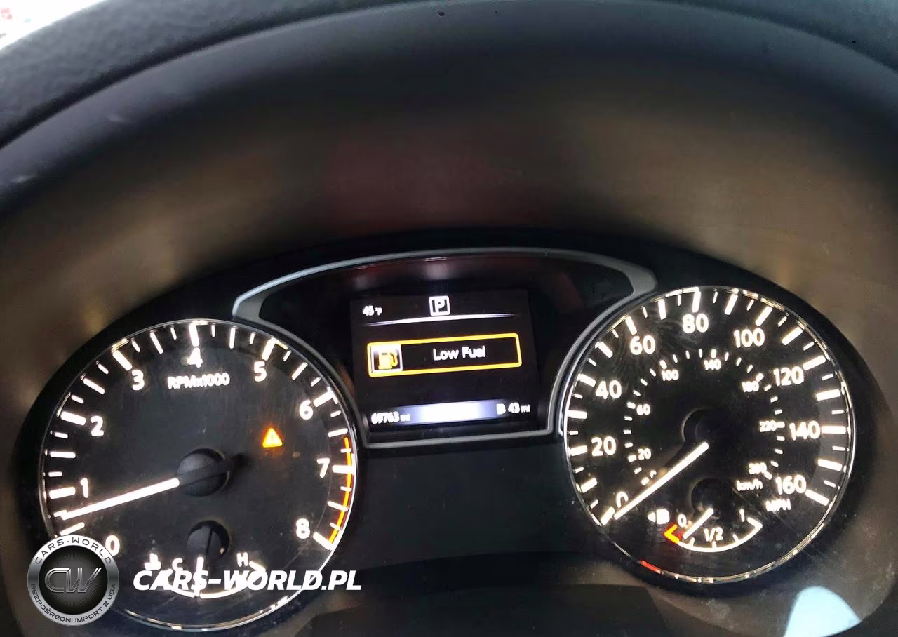 2018 Nissan Altima 2.5 VIN:1N4AL3AP1JC123580 - 8