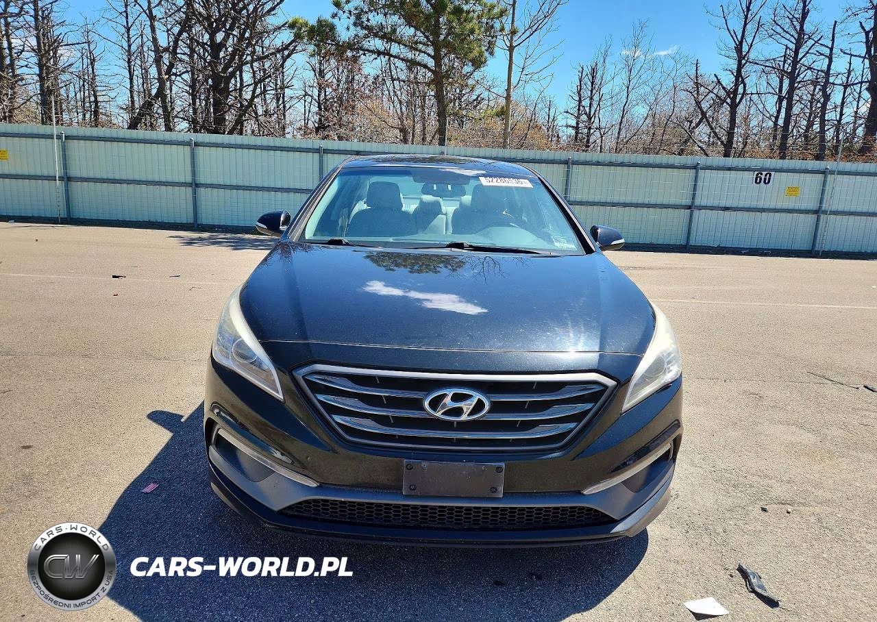 2015 Hyundai Sonata Sport VIN:5NPE34AF3FH042939 - 5