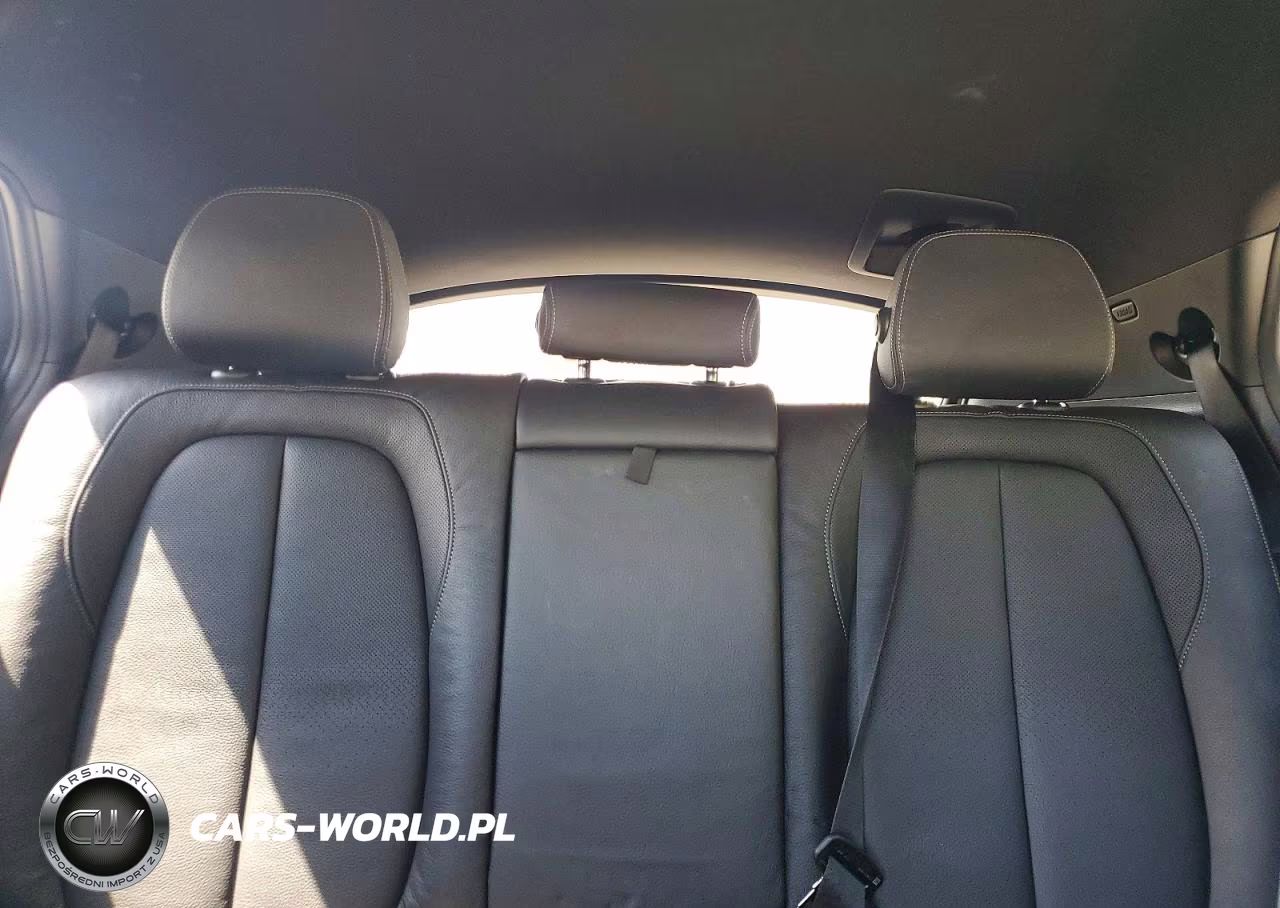 2018 BMW X2 xDrive28I VIN:WBXYJ5C32JEB19553 - 10