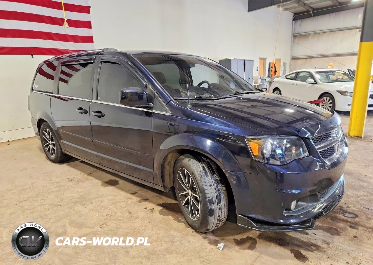 2011 Dodge Grand Caravan Crew VIN:2D4RN5DG0BR606360 - 4