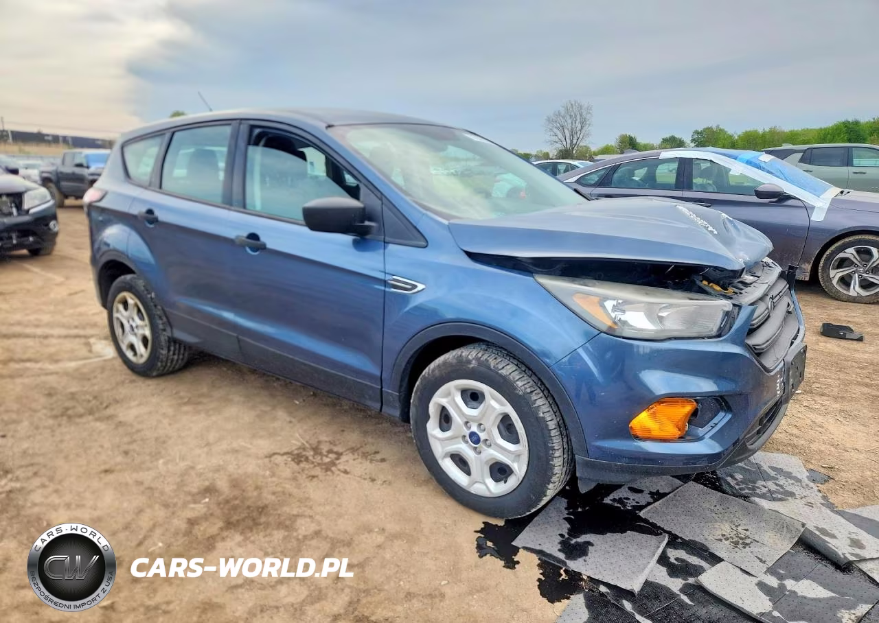 2018 Ford Escape S VIN:1FMCU0F73JUB53869 - 4