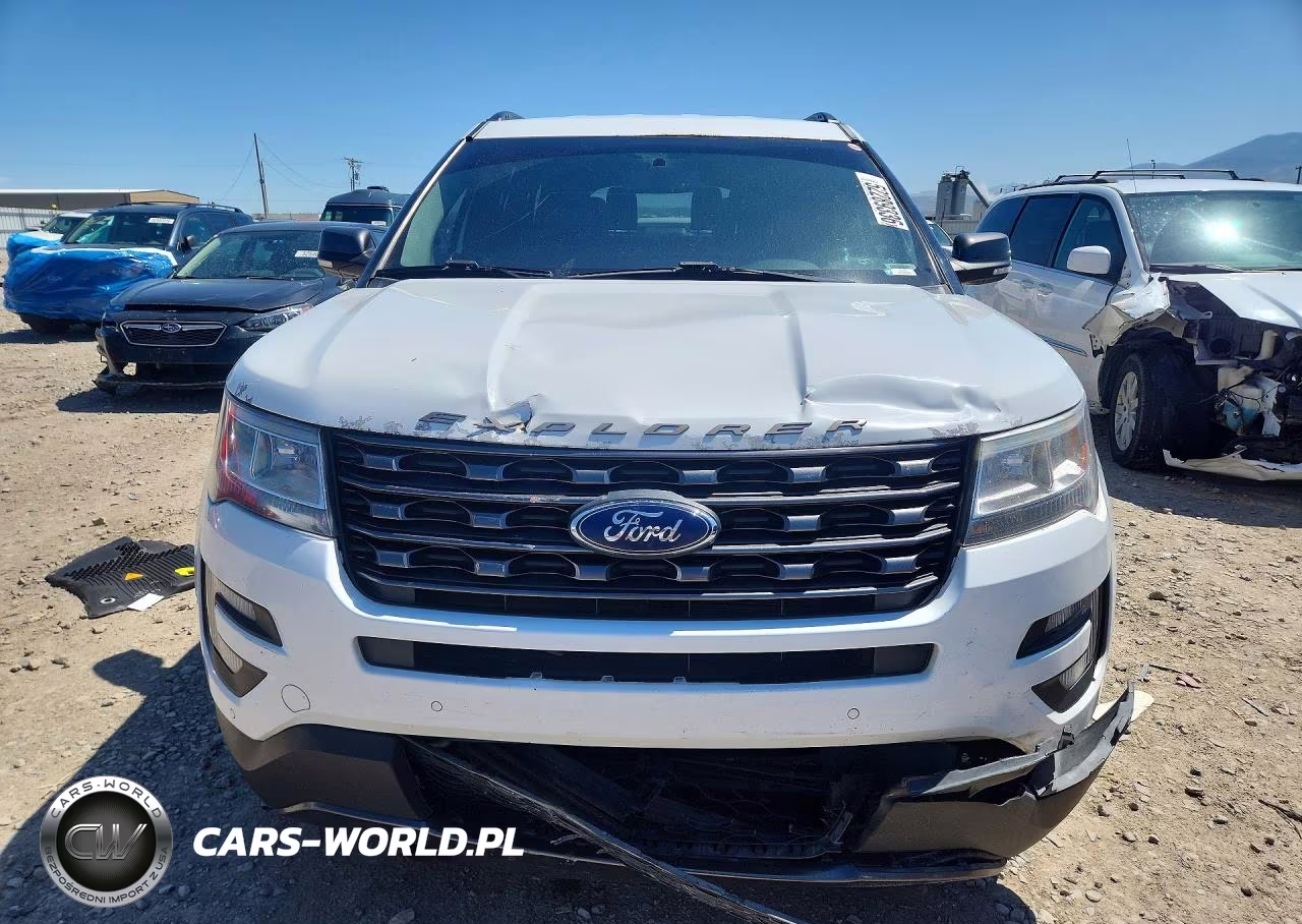 2017 Ford Explorer Xlt VIN:1FM5K8D81HGC63790 - 5