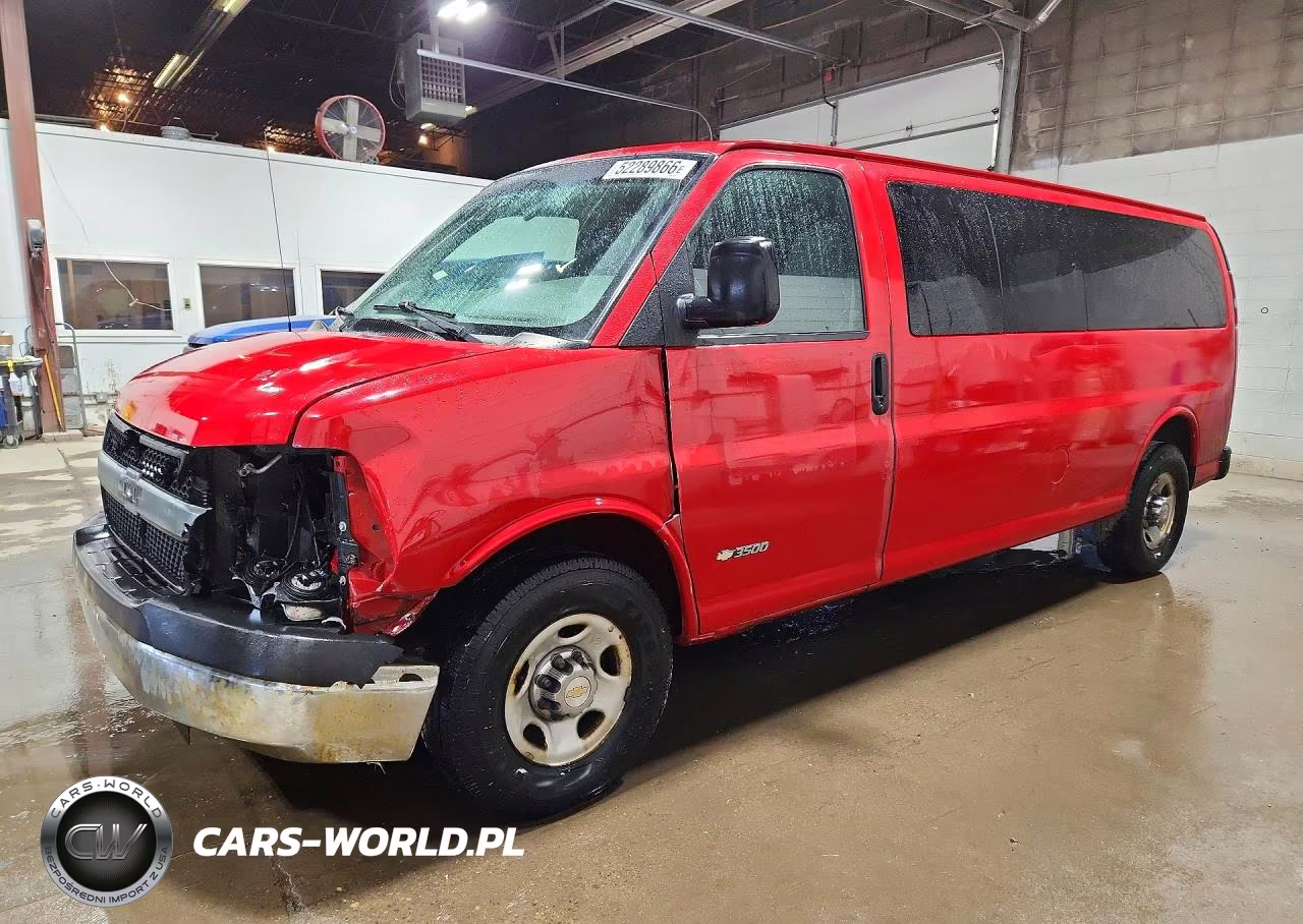 2003 Chev Express G3500