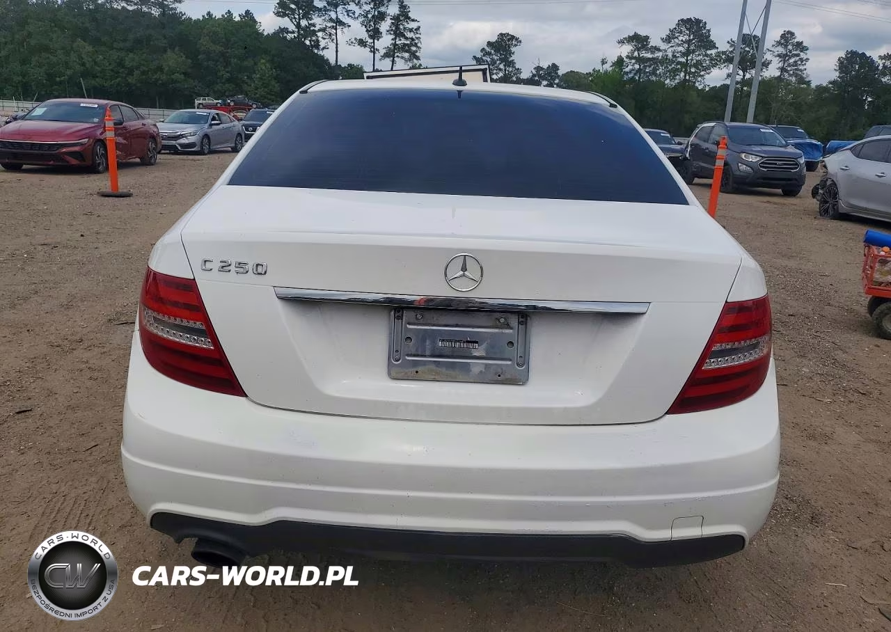 2014 Mercedes-Benz C 250 VIN:WDDGF4HB0EG206823 - 6