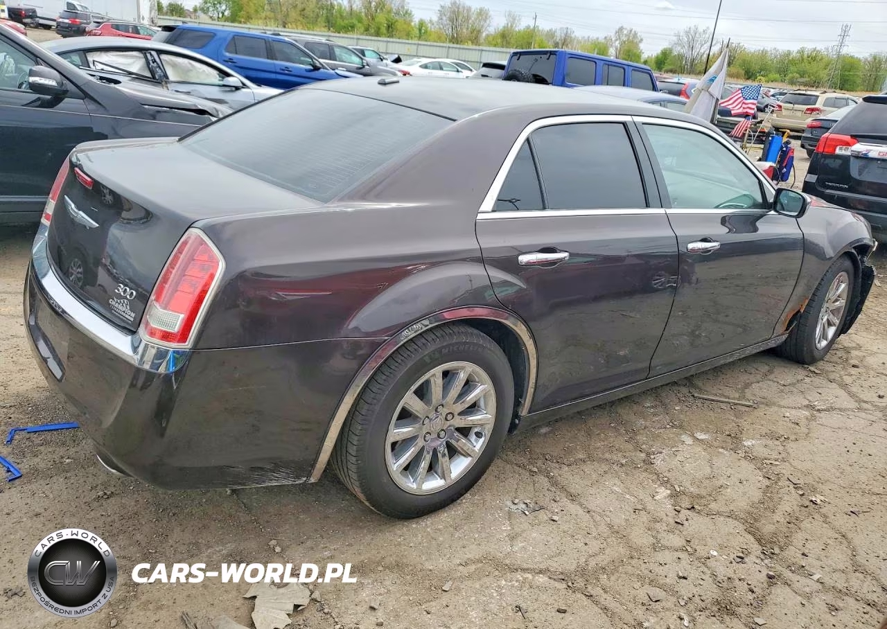 2012 Chrysler 300 Limited VIN:2C3CCACG4CH191963 - 3