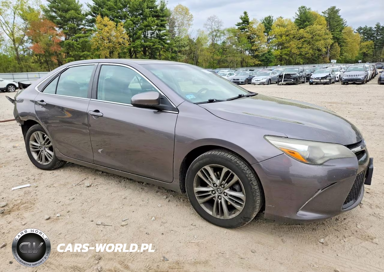 2015 Toyota Camry Se VIN:4T1BF1FK0FU062517 - 4