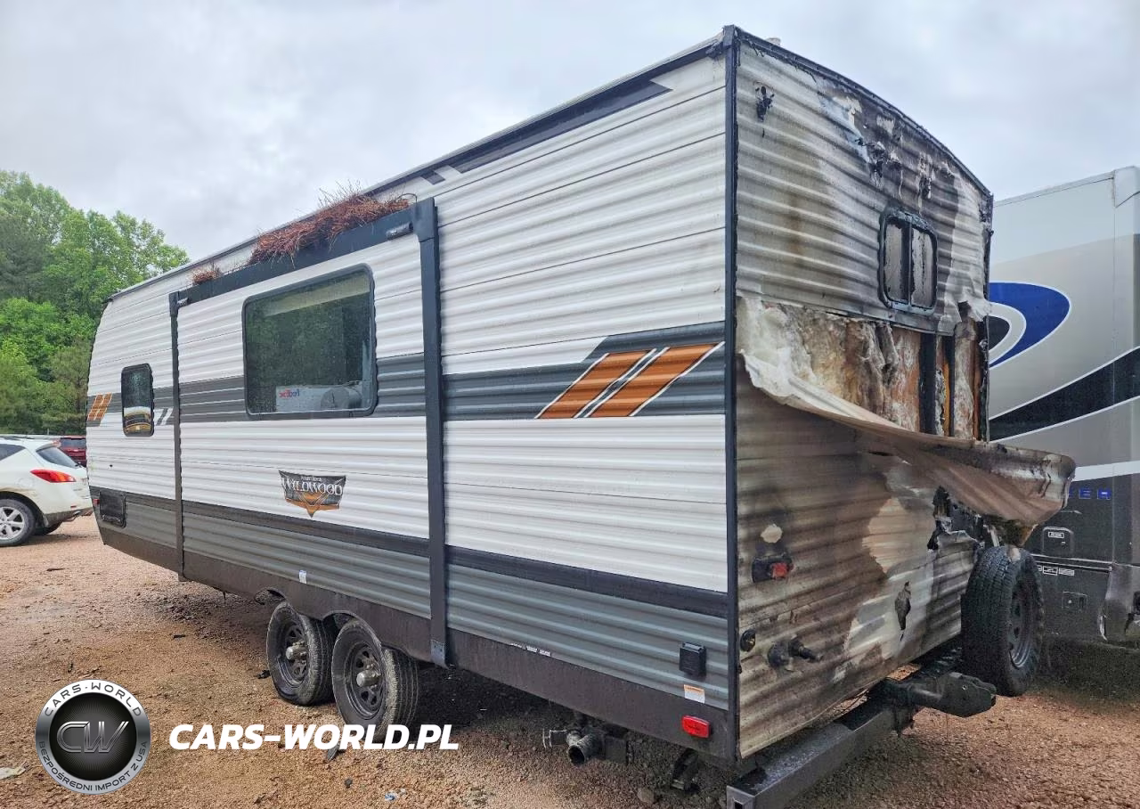 2022 Wildwood Trailer VIN:4X4TWDX28NA275640 - 3