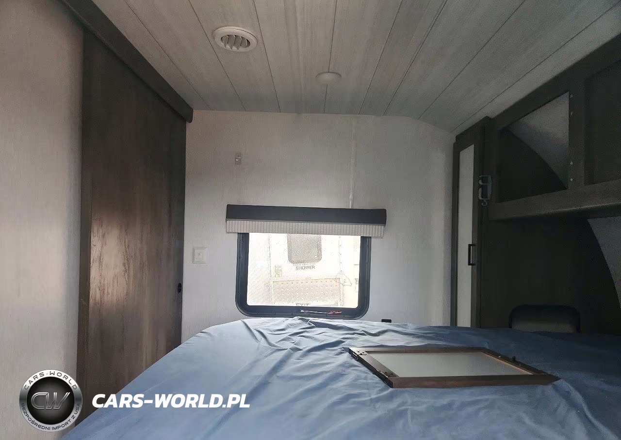 2022 Wildwood Trailer VIN:4X4TWDX28NA275640 - 8