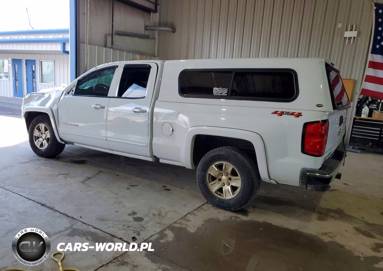 2018 Chevrolet Silverado K1500 Lt VIN:1GCVKREC9JZ154873 - 2