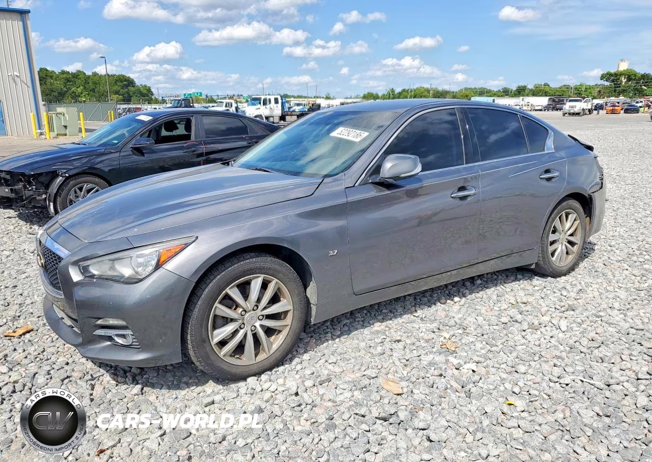 2015 Infiniti Q50 Base