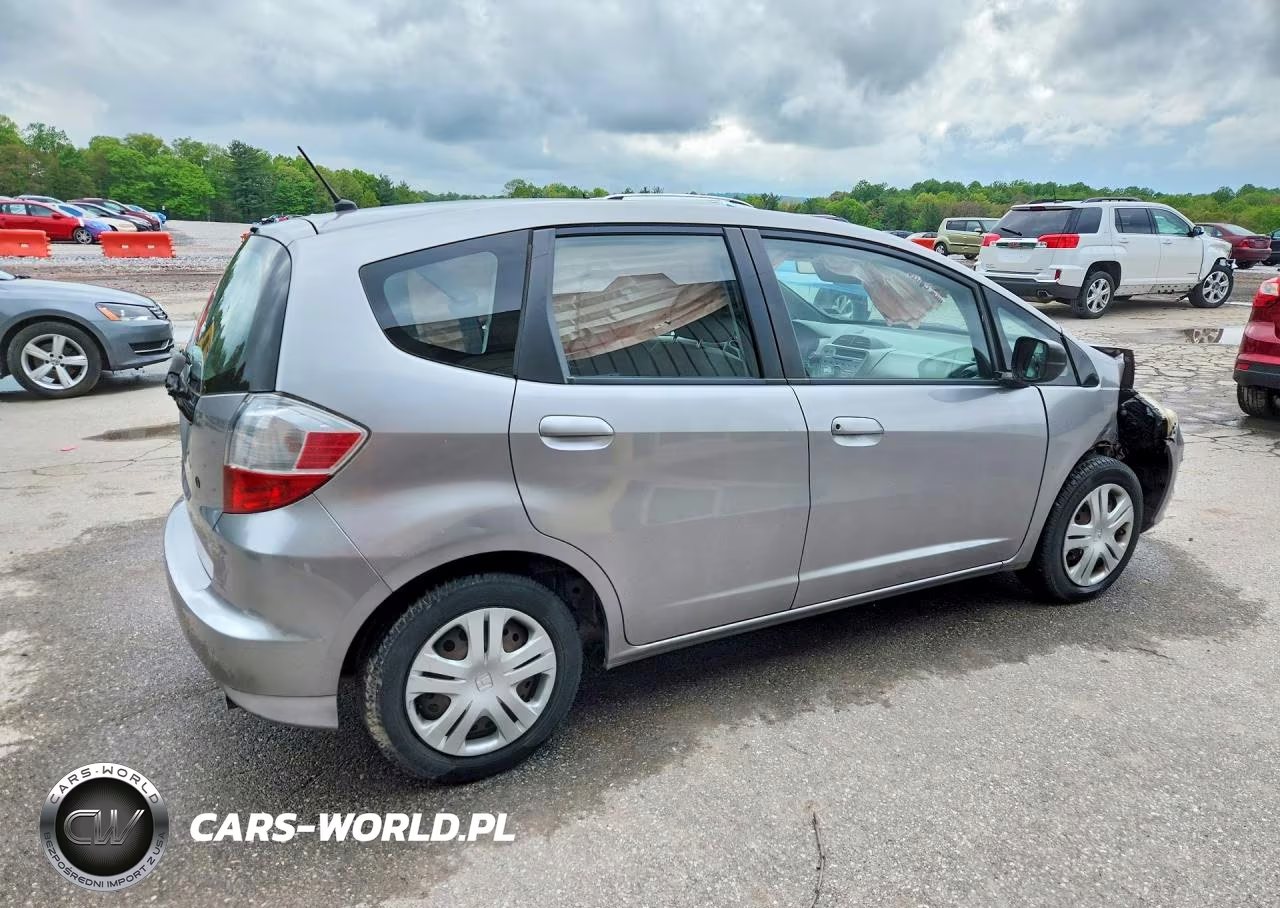 2010 Honda Fit VIN:JHMGE8G2XAS018953 - 3
