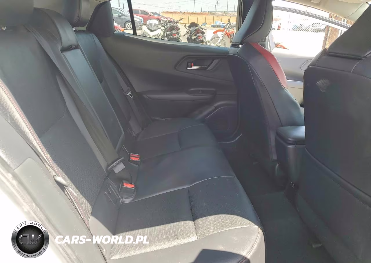 2024 Toyota Prius Prime Xse VIN:JTDACACU9R3012840 - 10