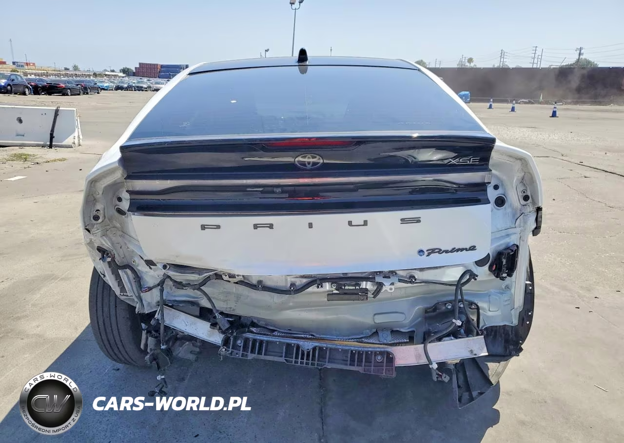 2024 Toyota Prius Prime Xse VIN:JTDACACU9R3012840 - 6
