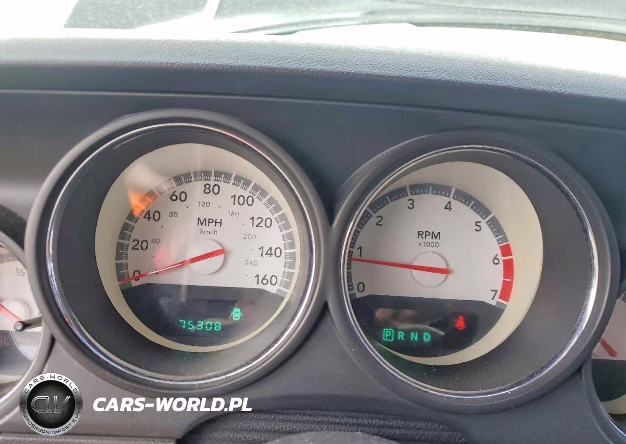 2010 Dodge Challenger R VIN:2B3CJ5DT1AH103910 - 9