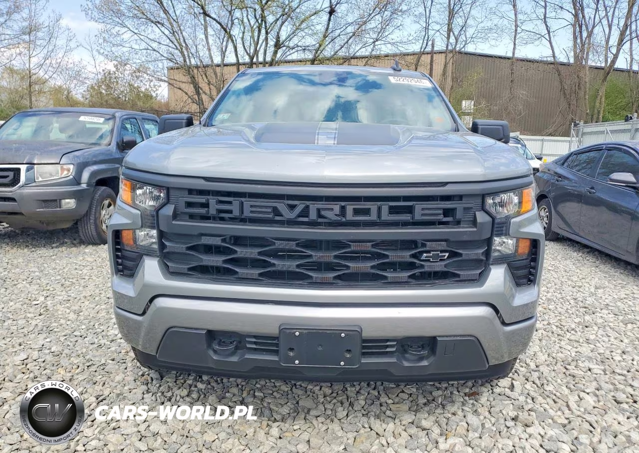 2024 Chevrolet Silverado K1500 Custom VIN:1GCPDBEK3RZ234358 - 5
