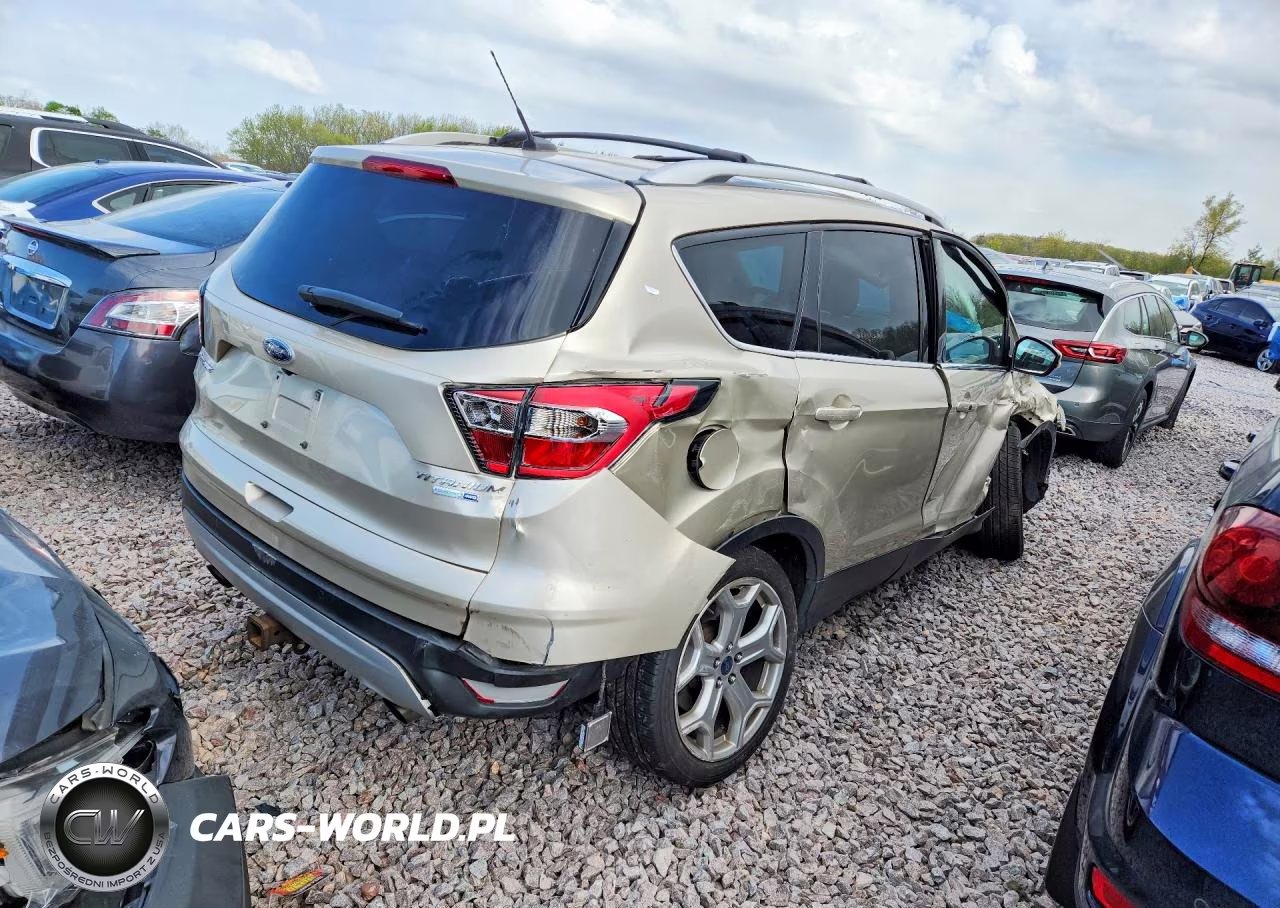 2017 Ford Escape Titanium VIN:1FMCU9J97HUB97459 - 3