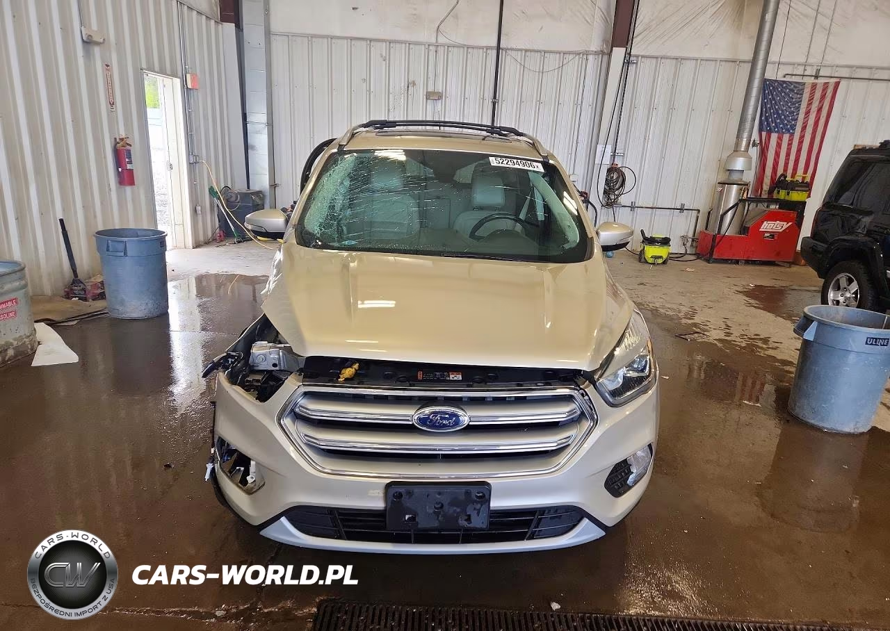 2017 Ford Escape Titanium VIN:1FMCU9J97HUB97459 - 5