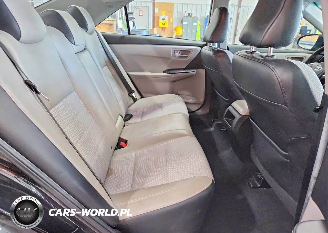 2015 Toyota Camry Se VIN:4T1BF1FKXFU002700 - 10
