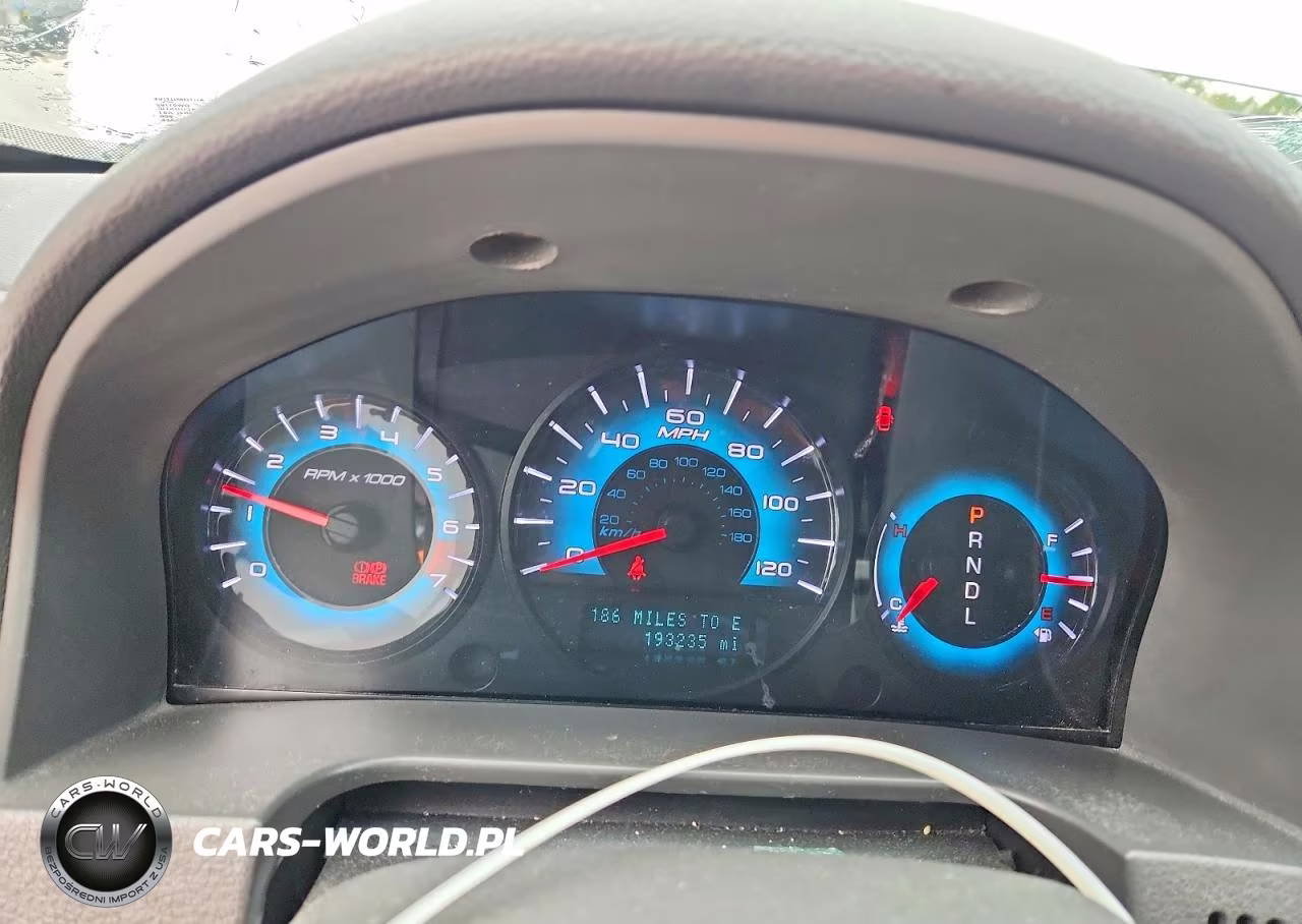 2010 Ford Fusion S VIN:3FAHP0GA8AR292789 - 9