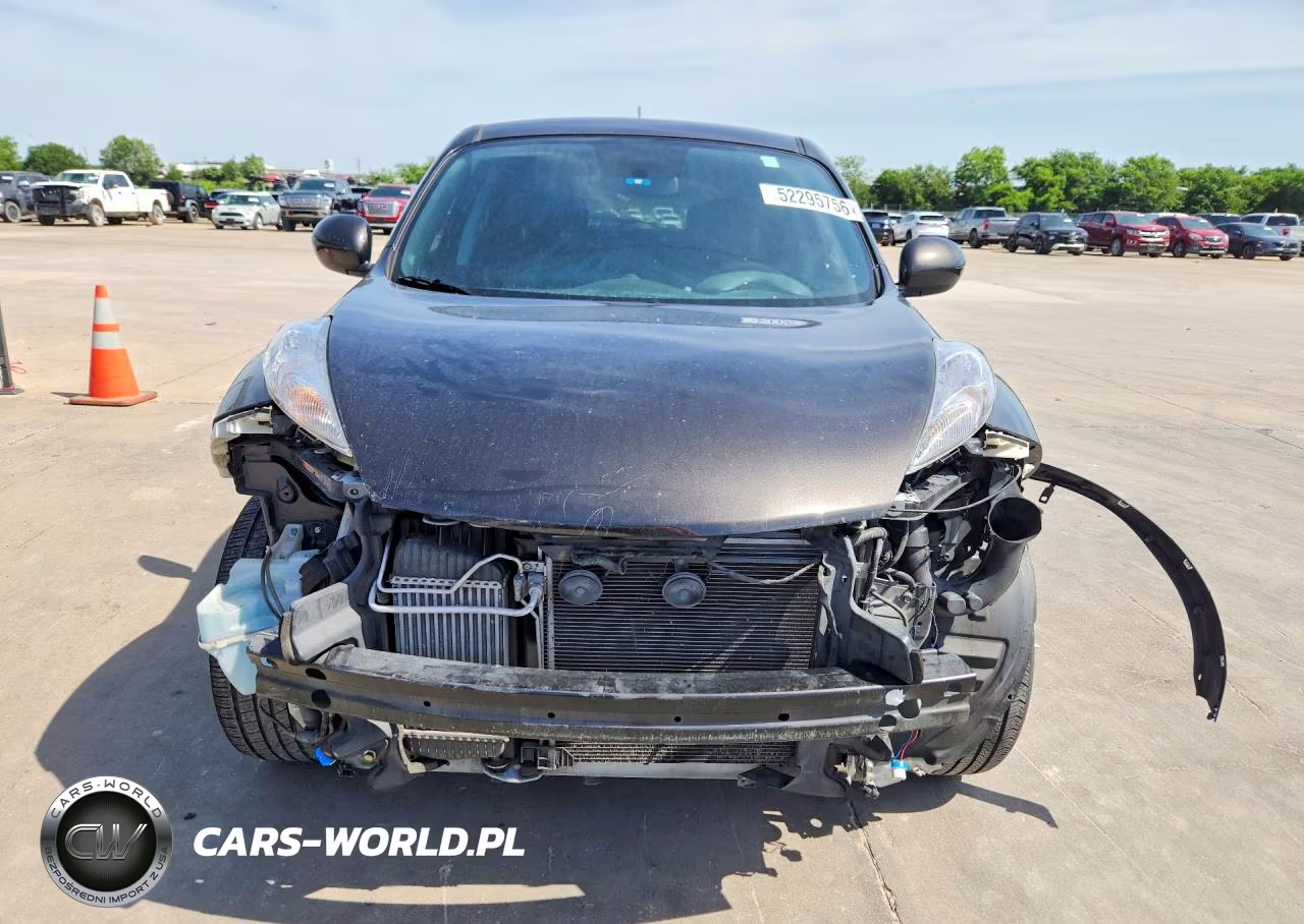 2011 Nissan Juke S VIN:JN8AF5MRXBT015586 - 5