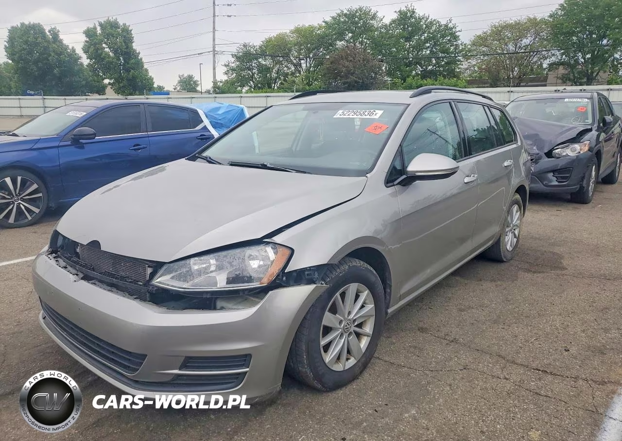 2016 Volkswagen Golf Sportwagen S