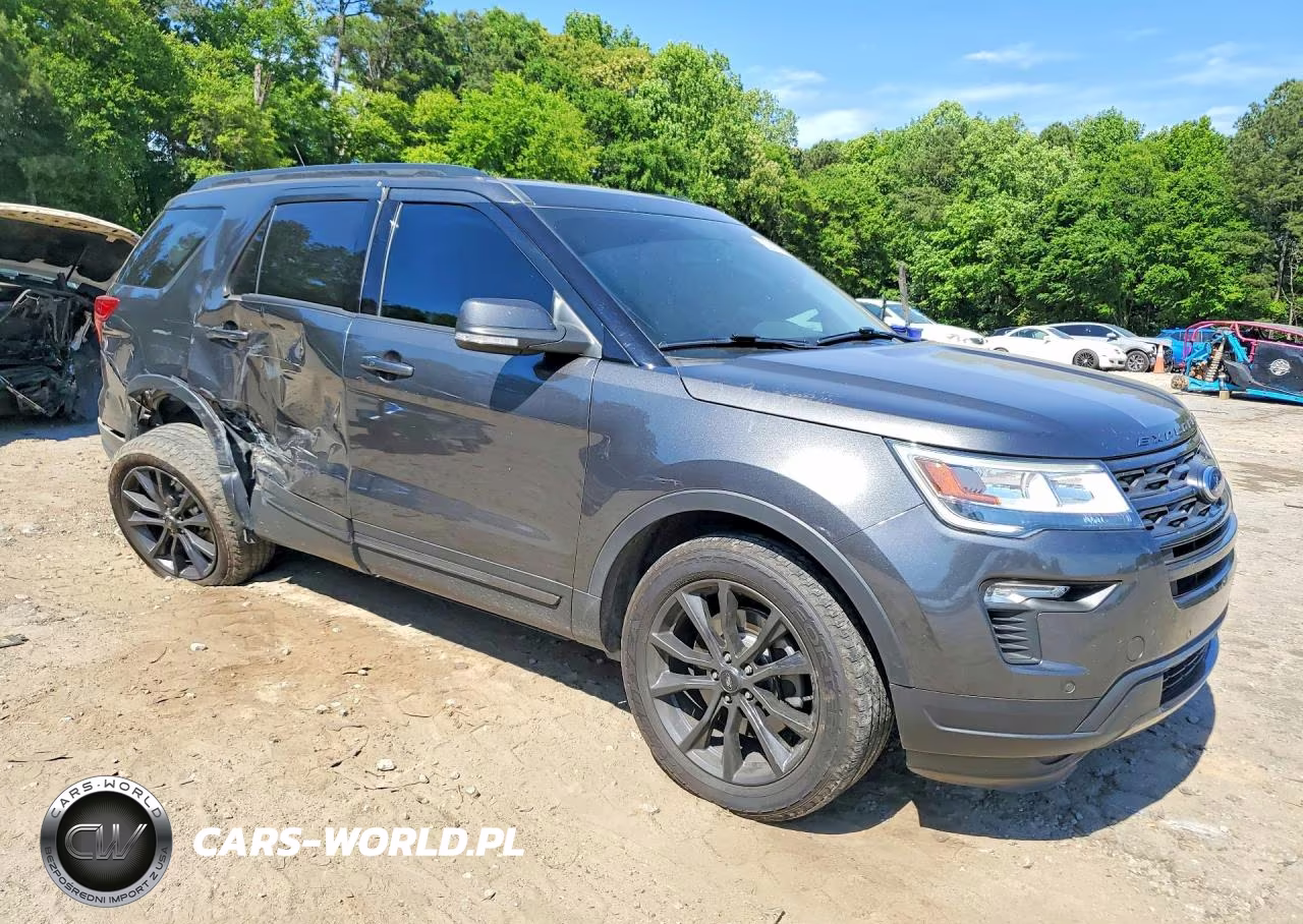 2018 Ford Explorer Xlt VIN:1FM5K8D83JGB29479 - 4