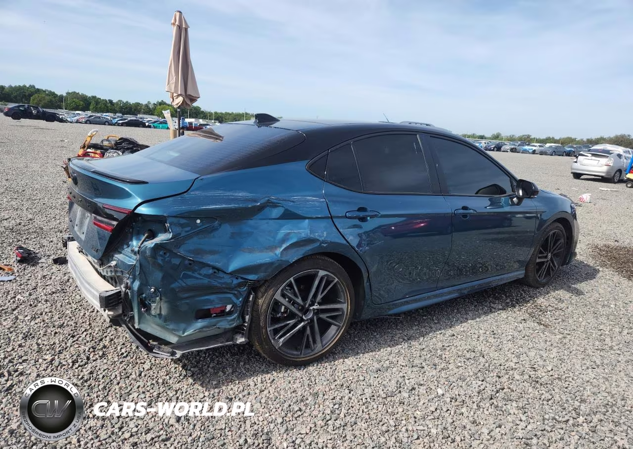 2025 Toyota Camry Xse VIN:4T1DAACK7SU155489 - 3