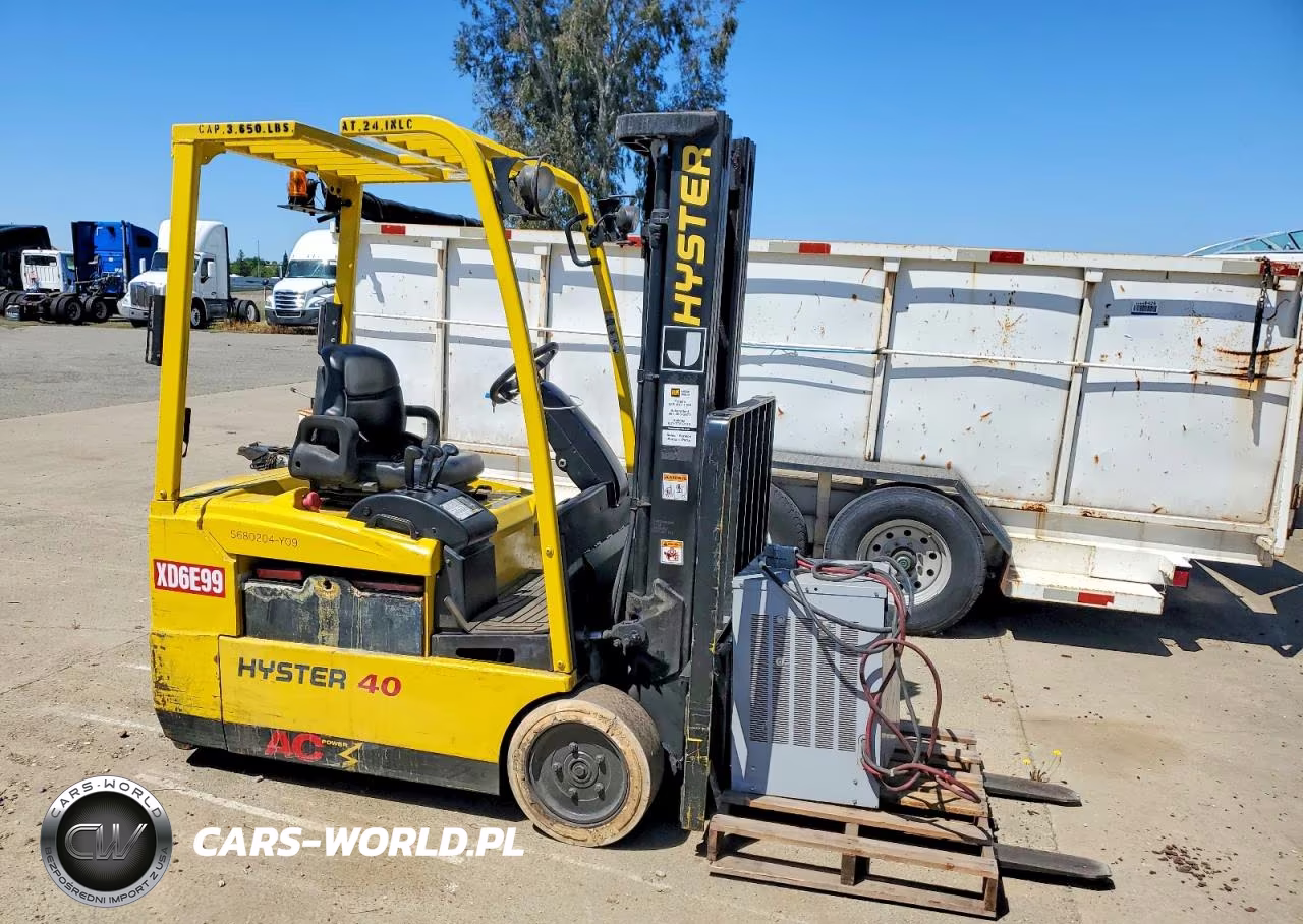 2009 Hyster J40Zt - Forklift