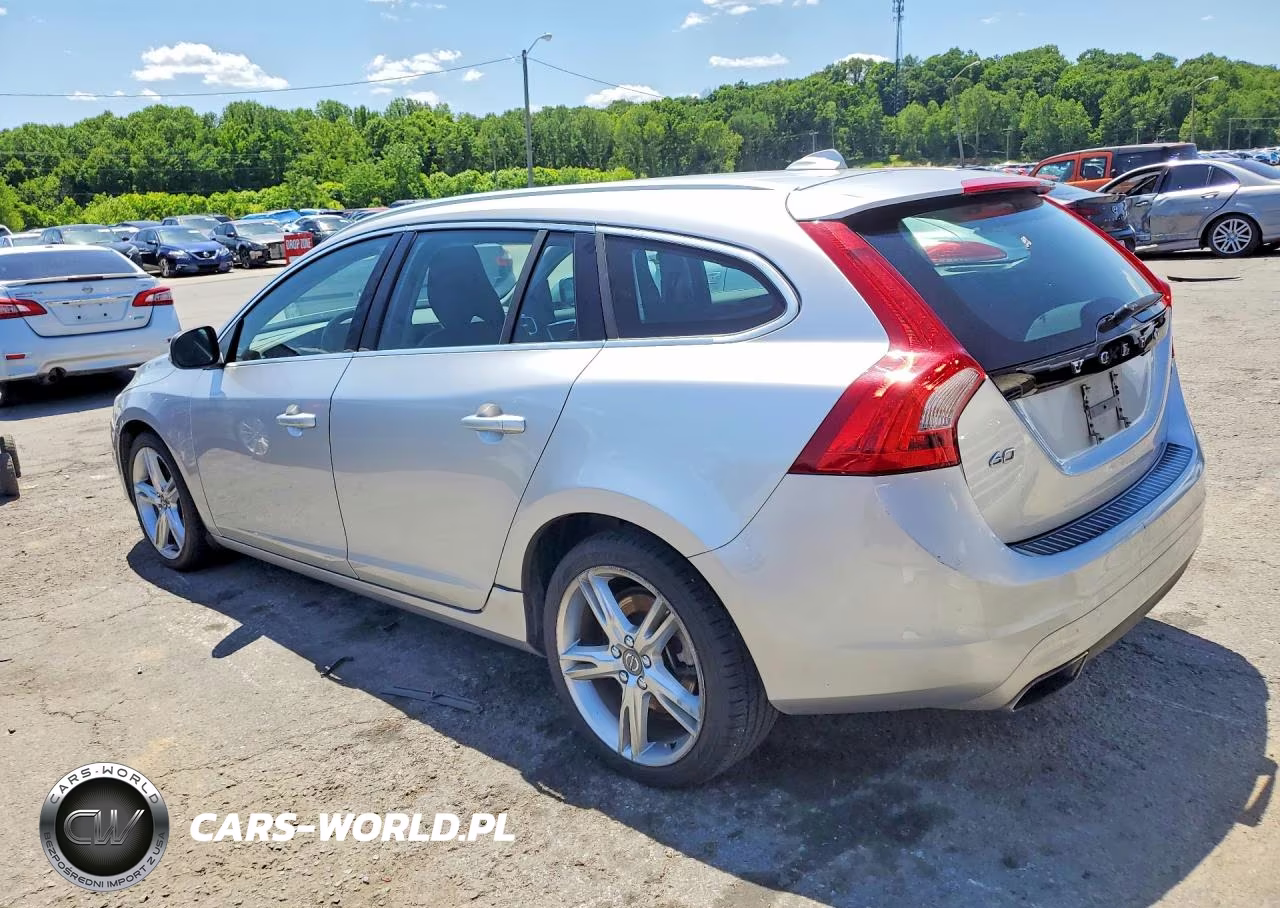 2016 Volvo V60 T5 Premier VIN:YV140MEK6G1310042 - 2
