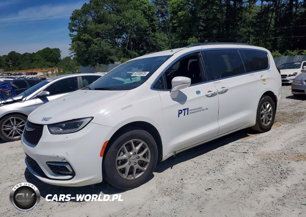 2022 Chrysler Pacifica Touring