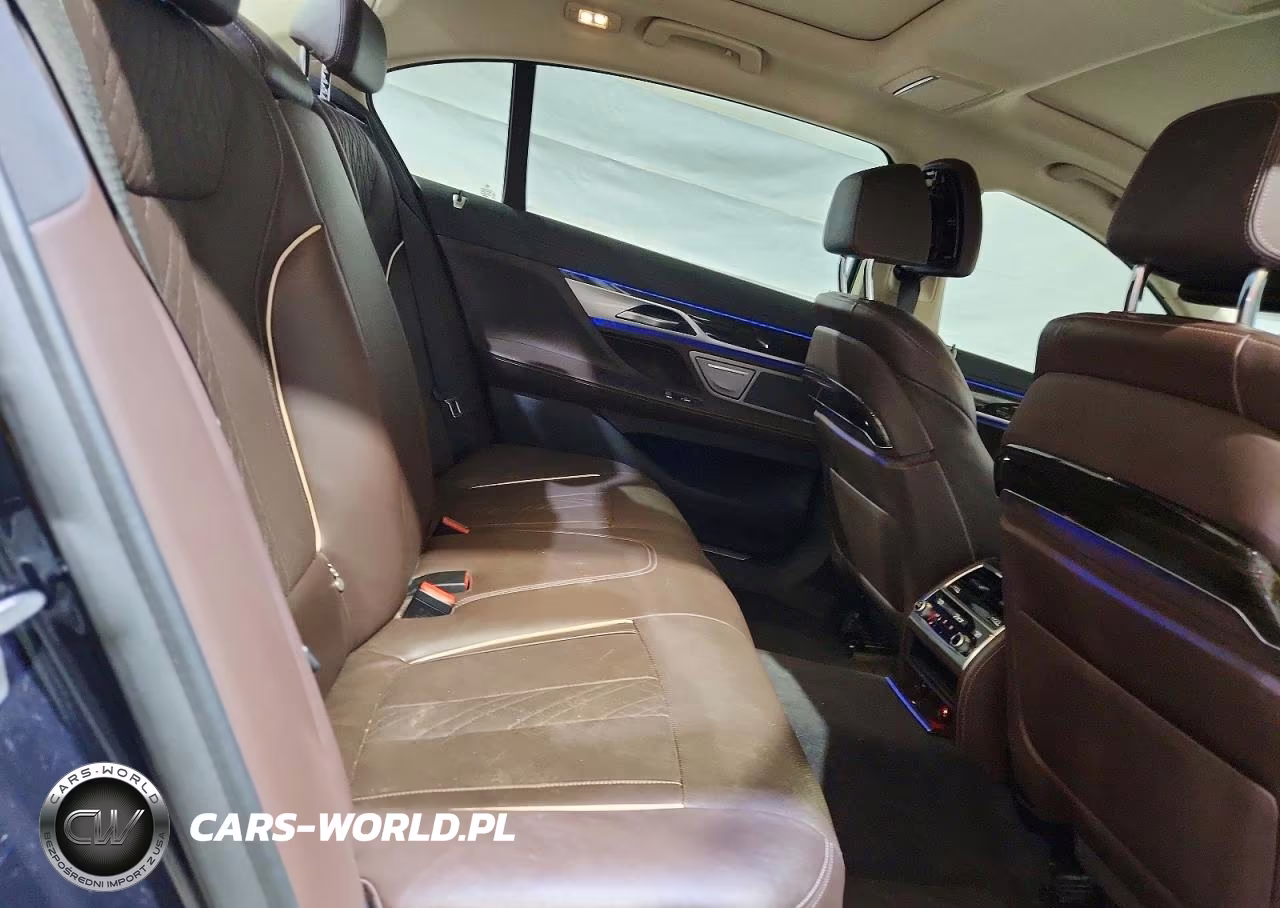 2019 BMW 750 Xi VIN:WBA7F2C56KB240528 - 10