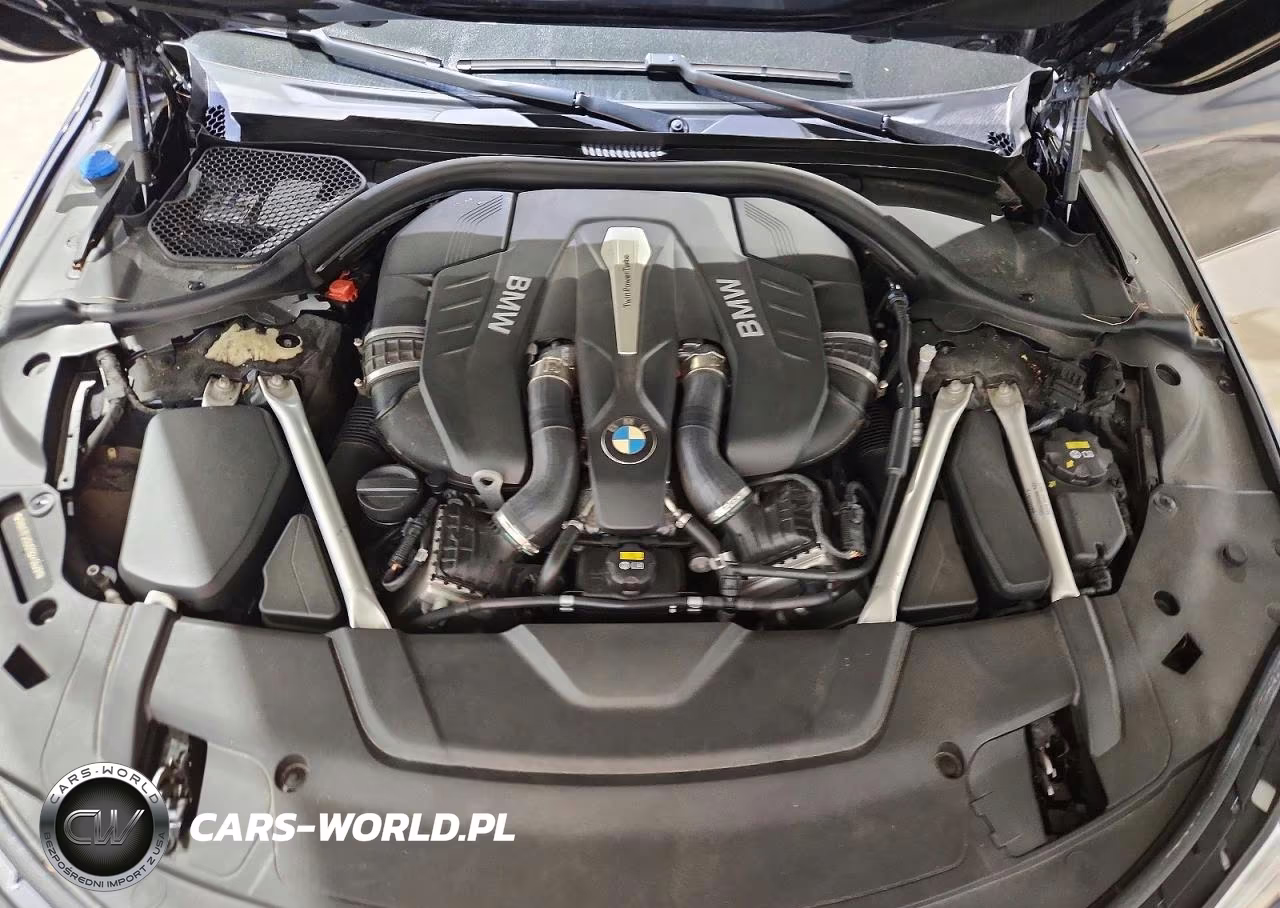 2019 BMW 750 Xi VIN:WBA7F2C56KB240528 - 11