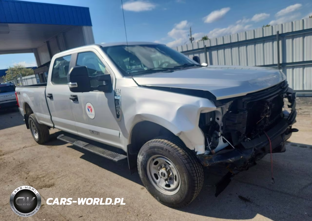 2018 Ford F250 Super Duty VIN:1FT7W2B69JEC46608 - 4