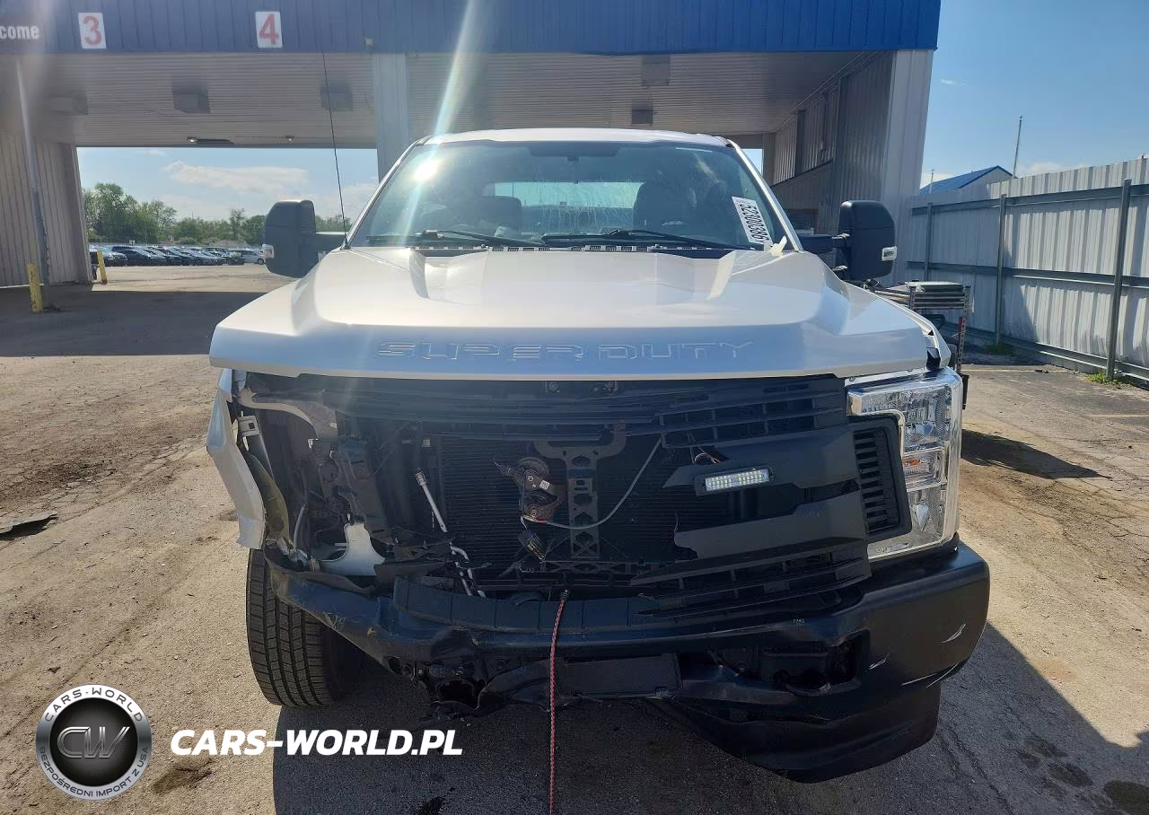 2018 Ford F250 Super Duty VIN:1FT7W2B69JEC46608 - 5