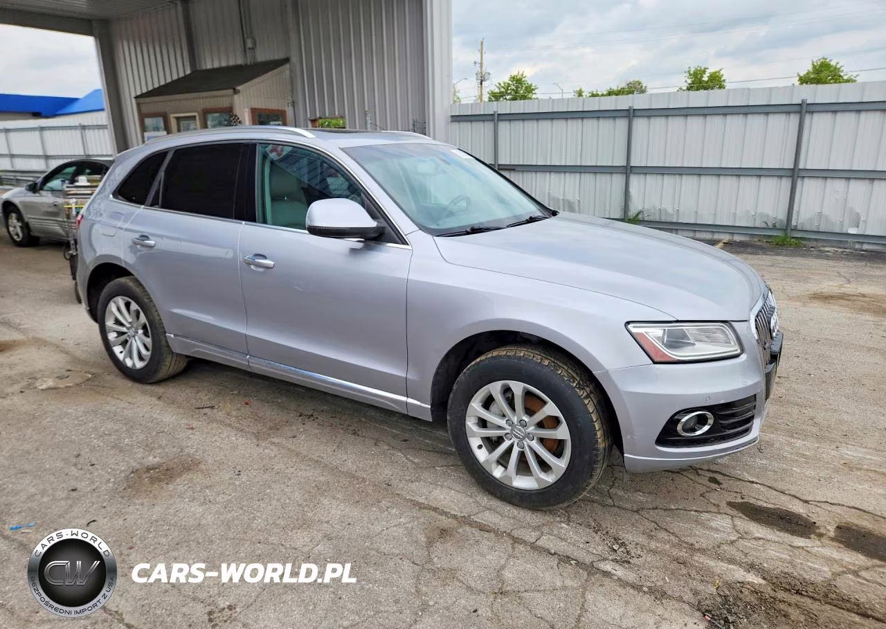 2015 Audi Q5 Premium Plus VIN:WA1LFAFP1FA061876 - 4