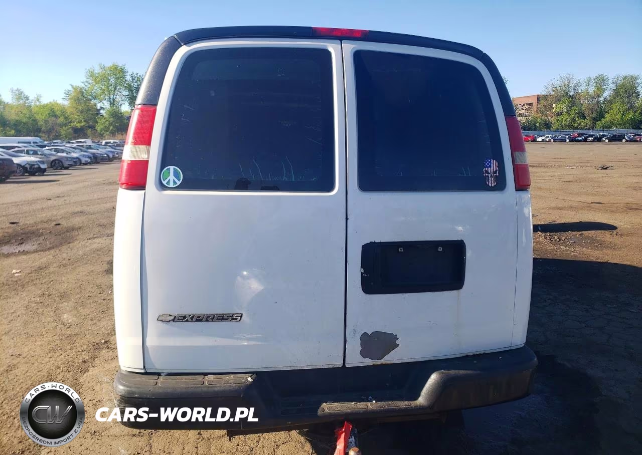 2008 Chevrolet Express G3500 VIN:1GCHG35KX81158314 - 6
