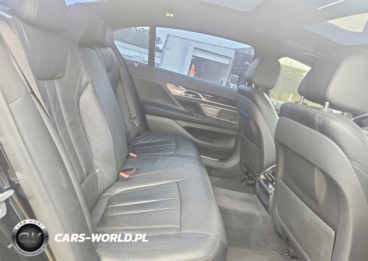 2018 BMW 740 I VIN:WBA7E2C57JG743313 - 10