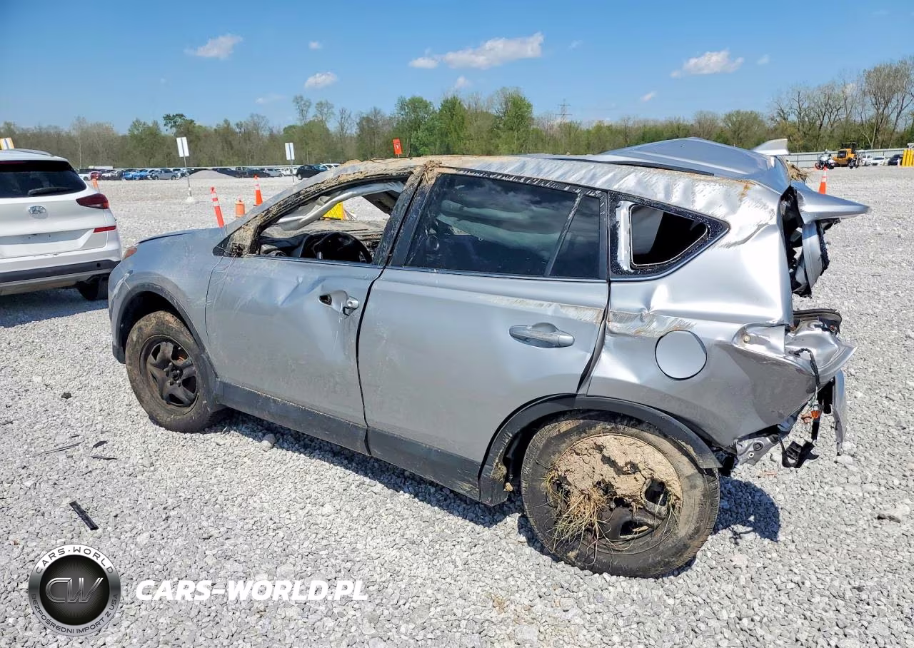 2018 Toyota Rav4 Le VIN:2T3BFREV2JW848409 - 2