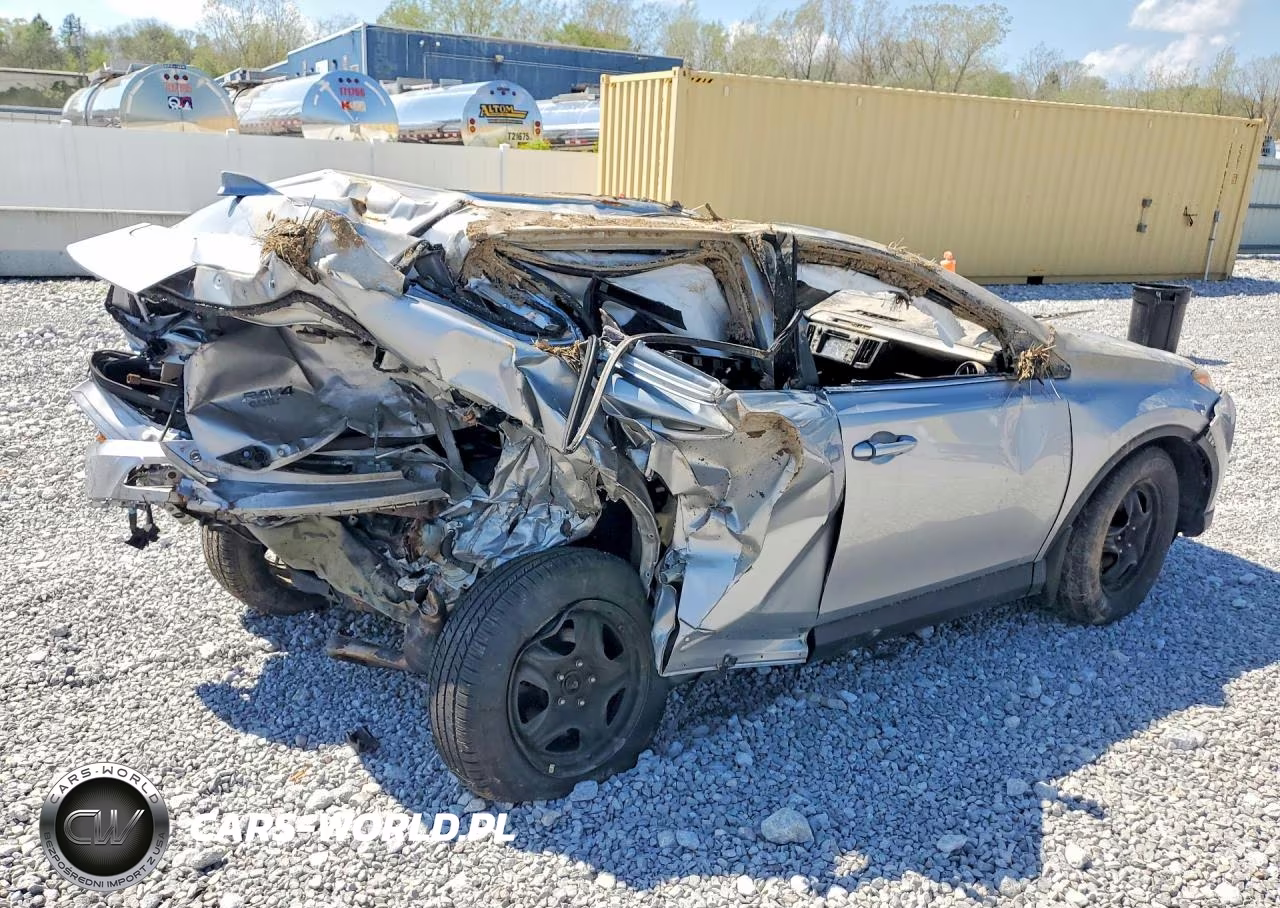 2018 Toyota Rav4 Le VIN:2T3BFREV2JW848409 - 3