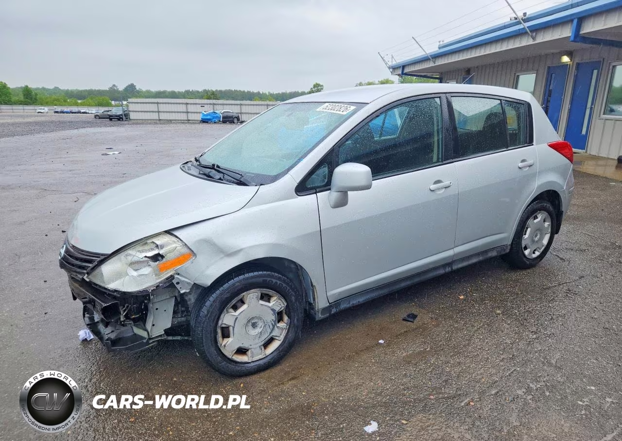 2011 Nissan Versa 1.8 S