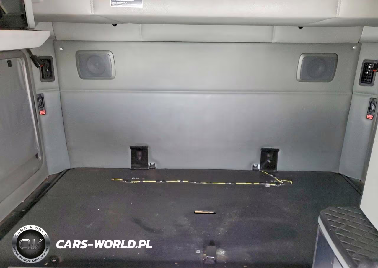 2020 Kenworth Construction T680 VIN:1XKYD49X3LJ399973 - 6