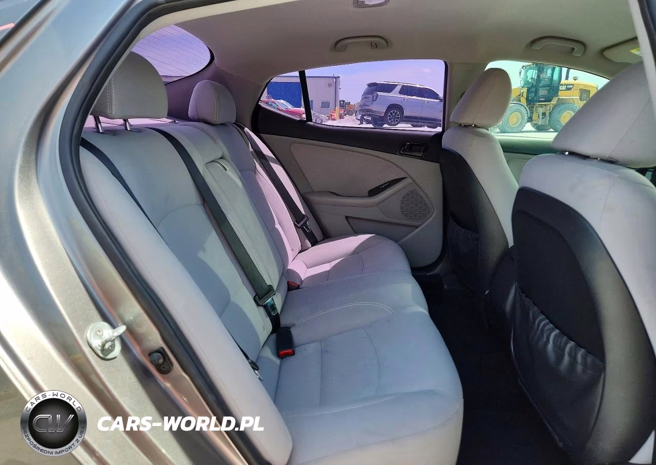 2015 Kia Optima Lx VIN:5XXGM4A79FG412401 - 10
