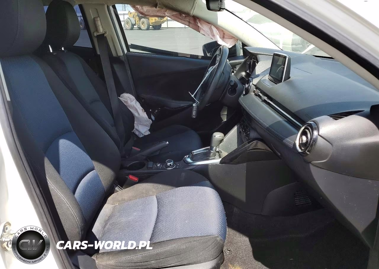 2018 Toyota Yaris Ia Base VIN:3MYDLBYV5JY317141 - 7