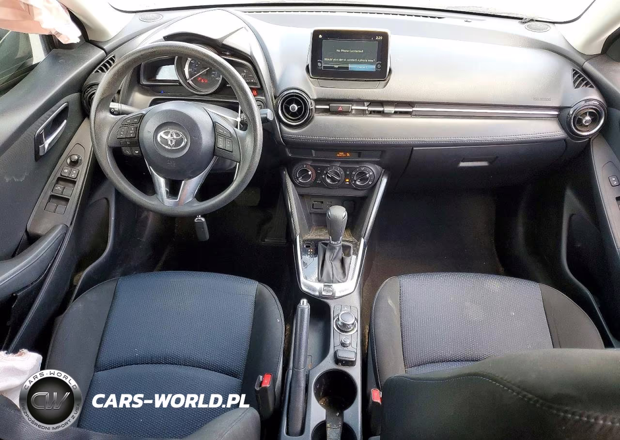 2018 Toyota Yaris Ia Base VIN:3MYDLBYV5JY317141 - 8
