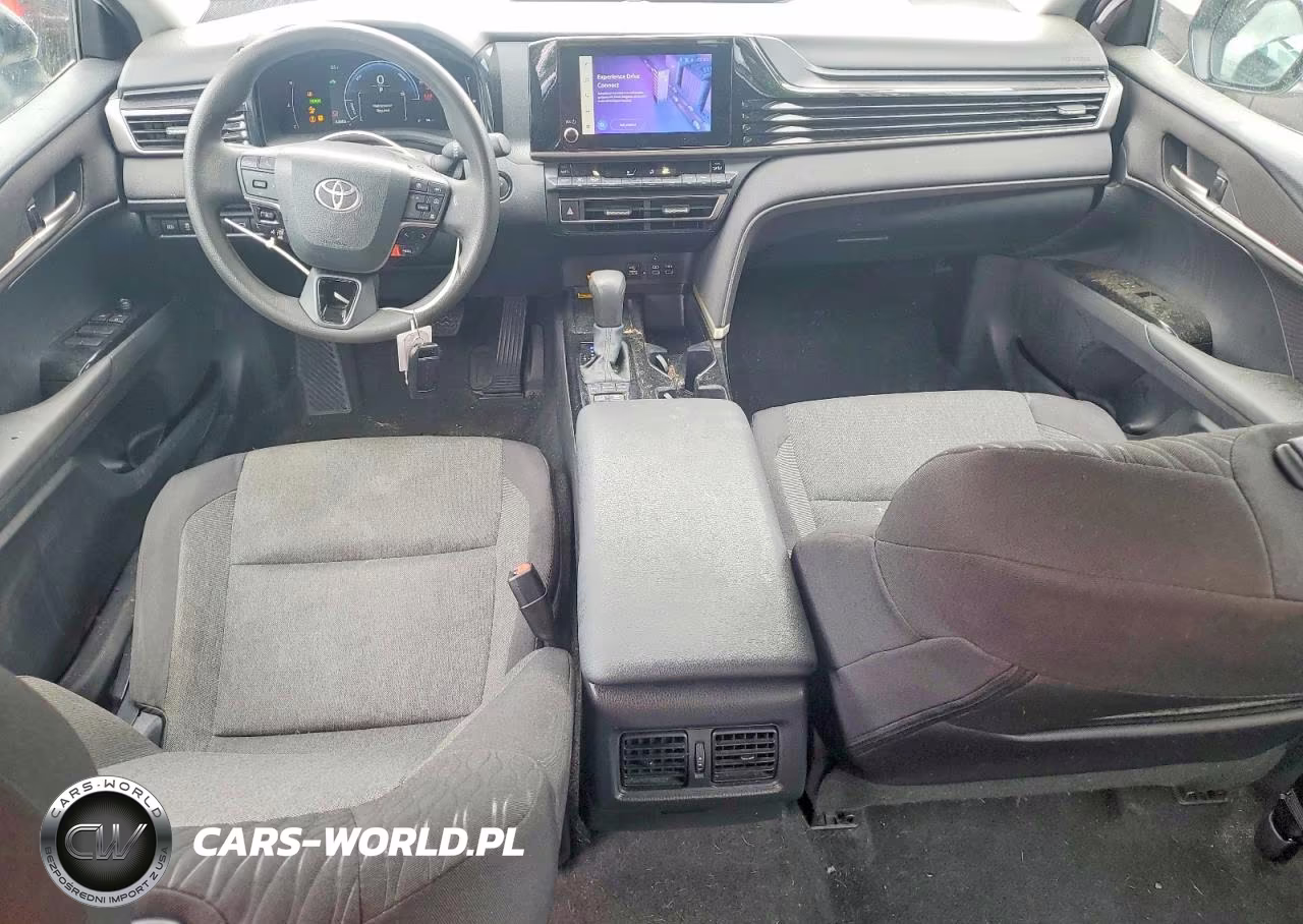 2025 Toyota Camry Le VIN:4T1DAACK0SU520983 - 8