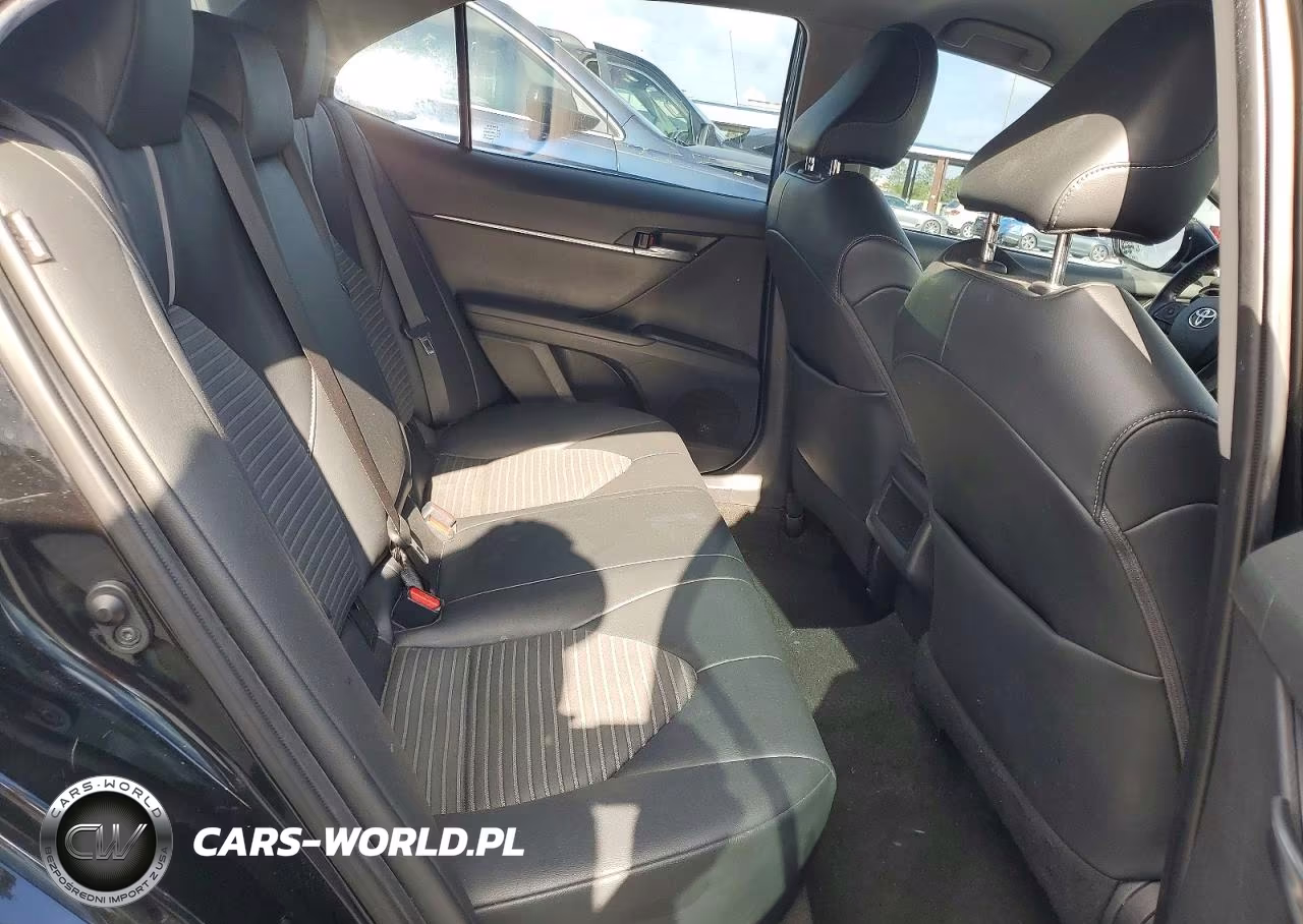 2021 Toyota Camry Se Nightshade VIN:4T1T11AK3MU449859 - 10