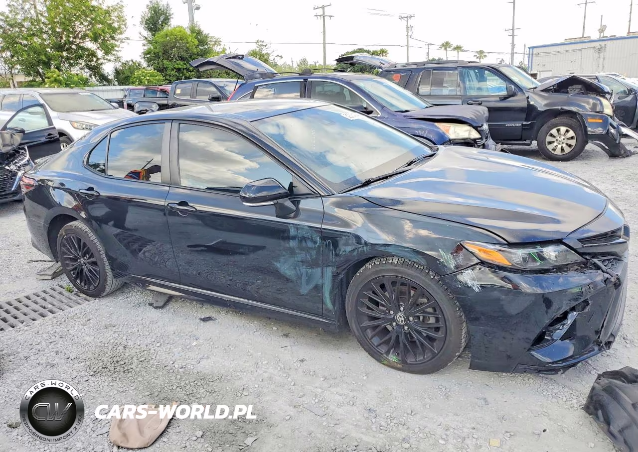 2021 Toyota Camry Se Nightshade VIN:4T1T11AK3MU449859 - 4