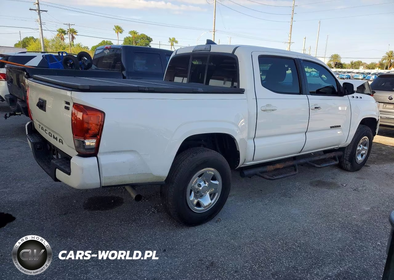 2017 Toyota Tacoma Sr VIN:5TFAX5GN1HX092690 - 3