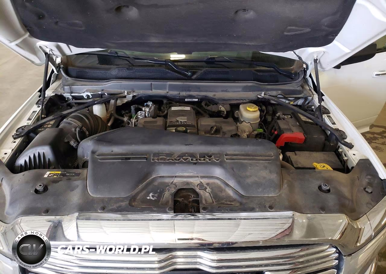2022 Ram 2500 Laramie VIN:3C6UR5FL9NG180322 - 11